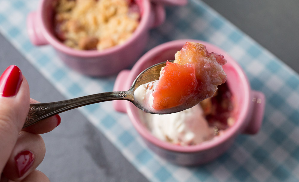 apple raspberry crumble