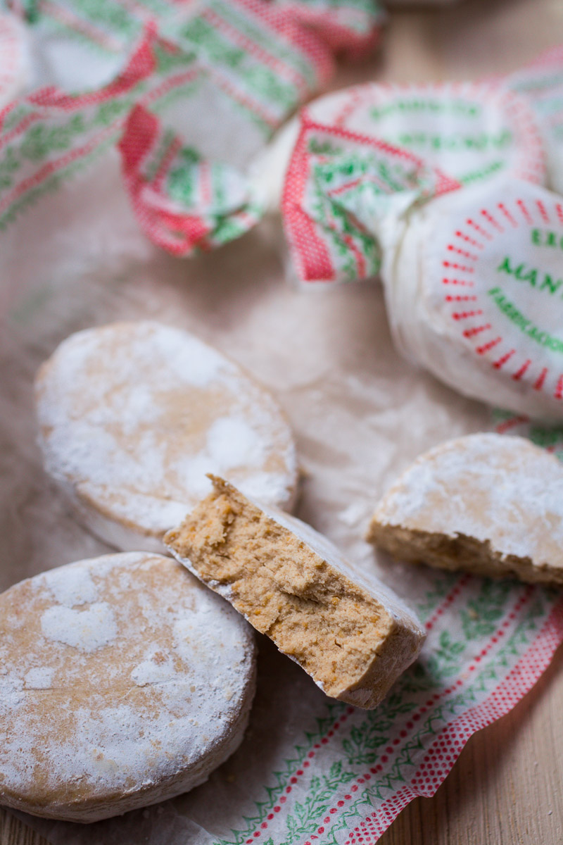 Polvorones de almendra