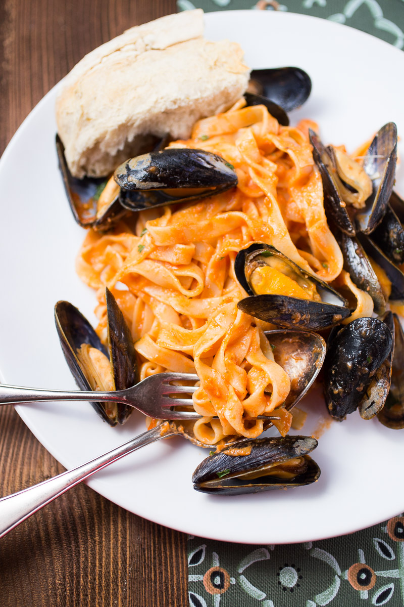 Tagliatelle with blue mussels