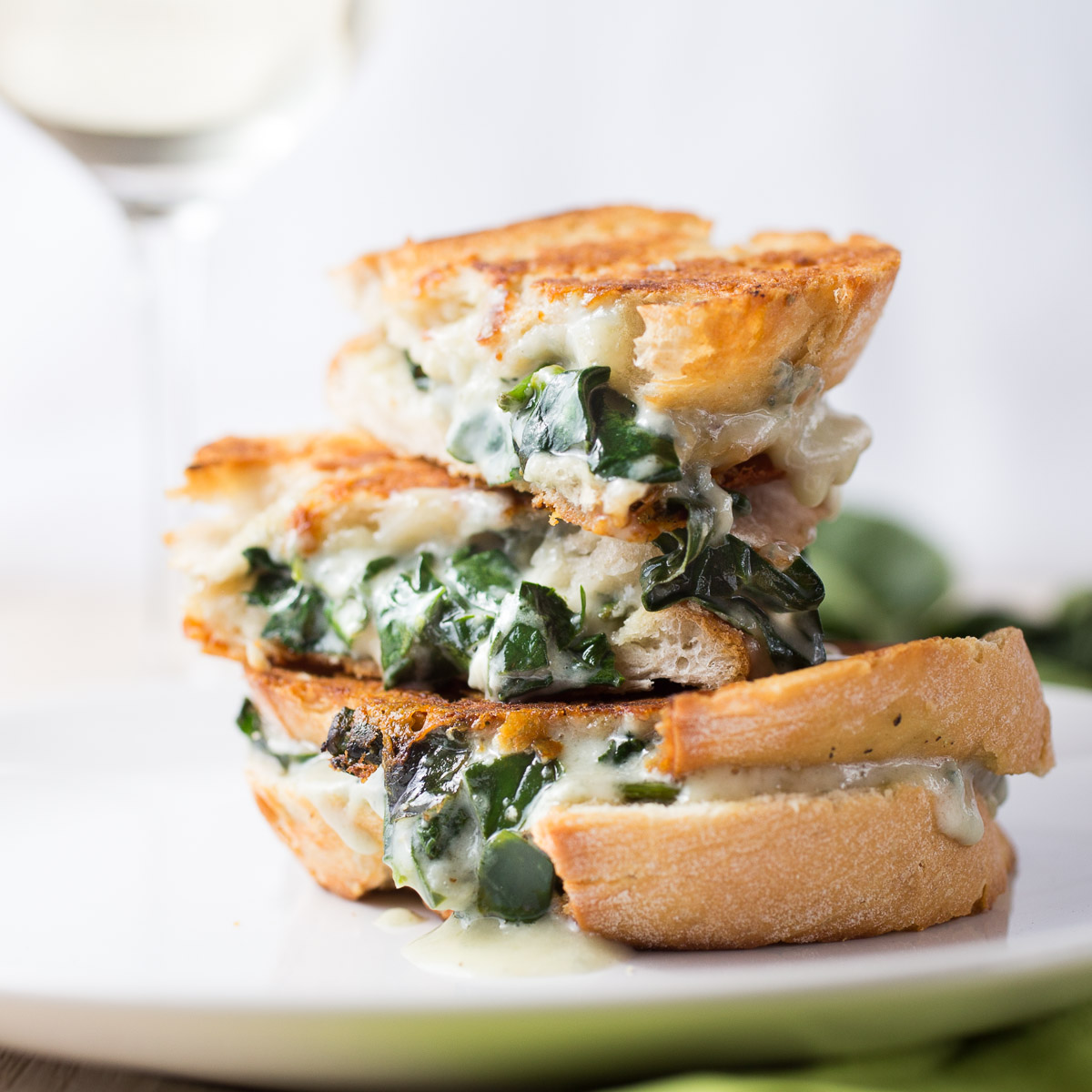 Gorgonzola and spinach grilled cheese sandwich