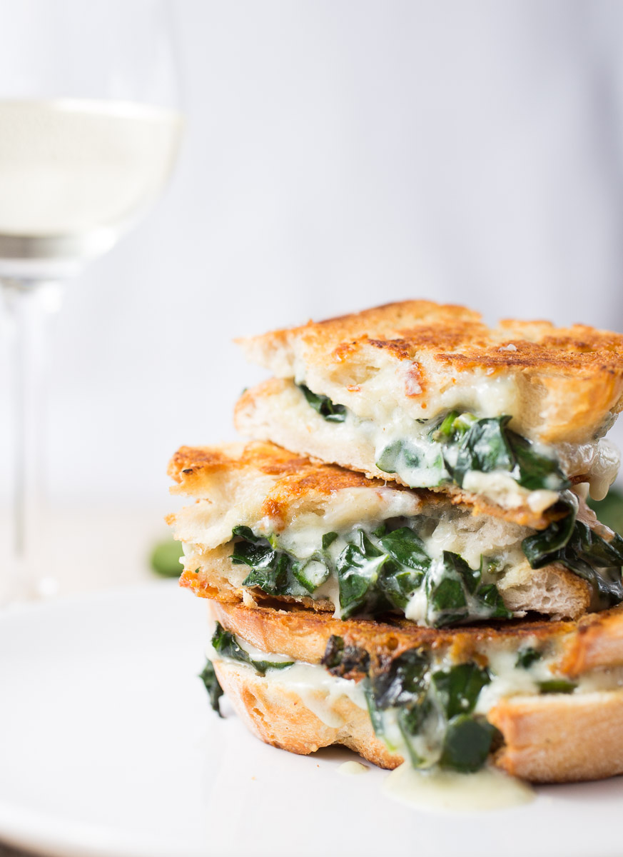 Gorgonzola and spinach grilled cheese sandwich