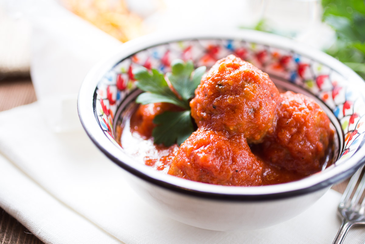 Meatballs in tomato sauce