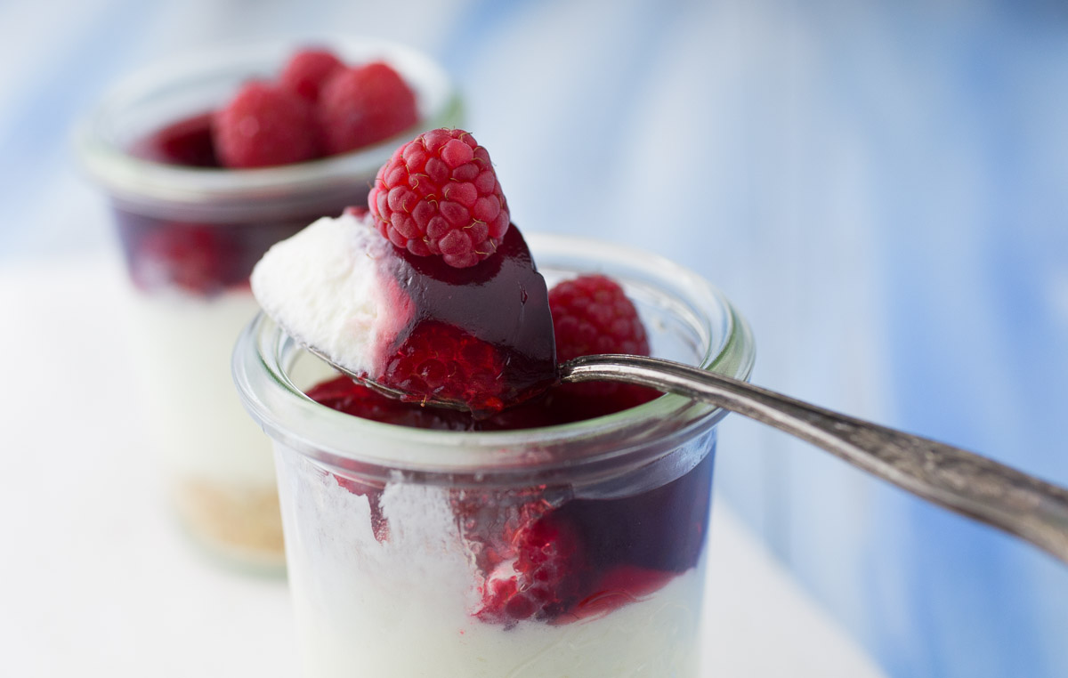 Raspberry Cream Cheese Dessert