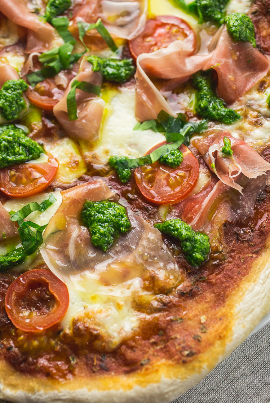 WIld garlic pesto pizza with prosciutto | thegirllovestoeat.com