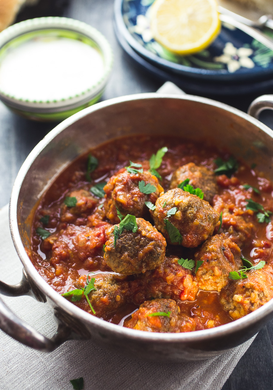 Moroccan Lamb Meatballs { thegirllovestoeat.com }