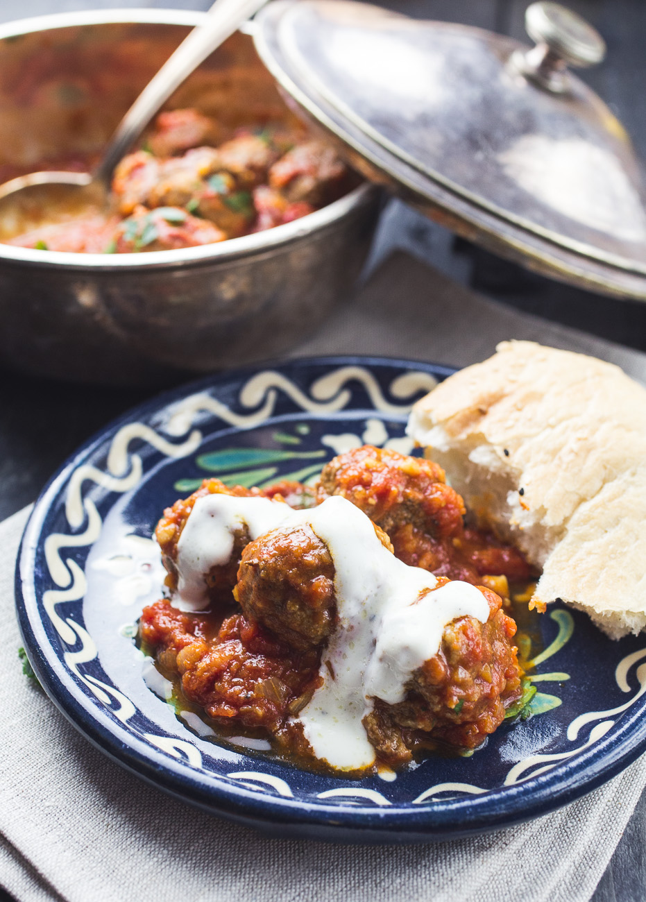 Moroccan Lamb Meatballs { thegirllovestoeat.com }