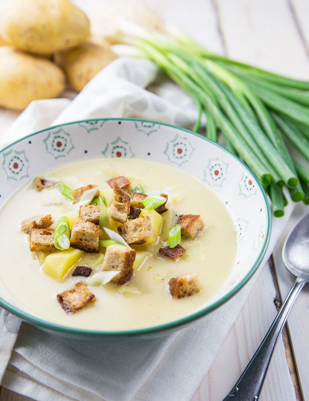 Potato Soup with Croutons { thegirllovestoeat.com }