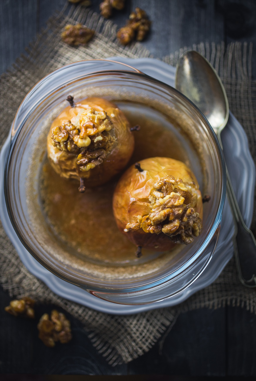 Baked apples with candied walnuts { thegirllovestoeat.com }