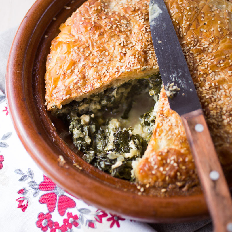 Spinach and feta pie | The Girl Loves To Eat