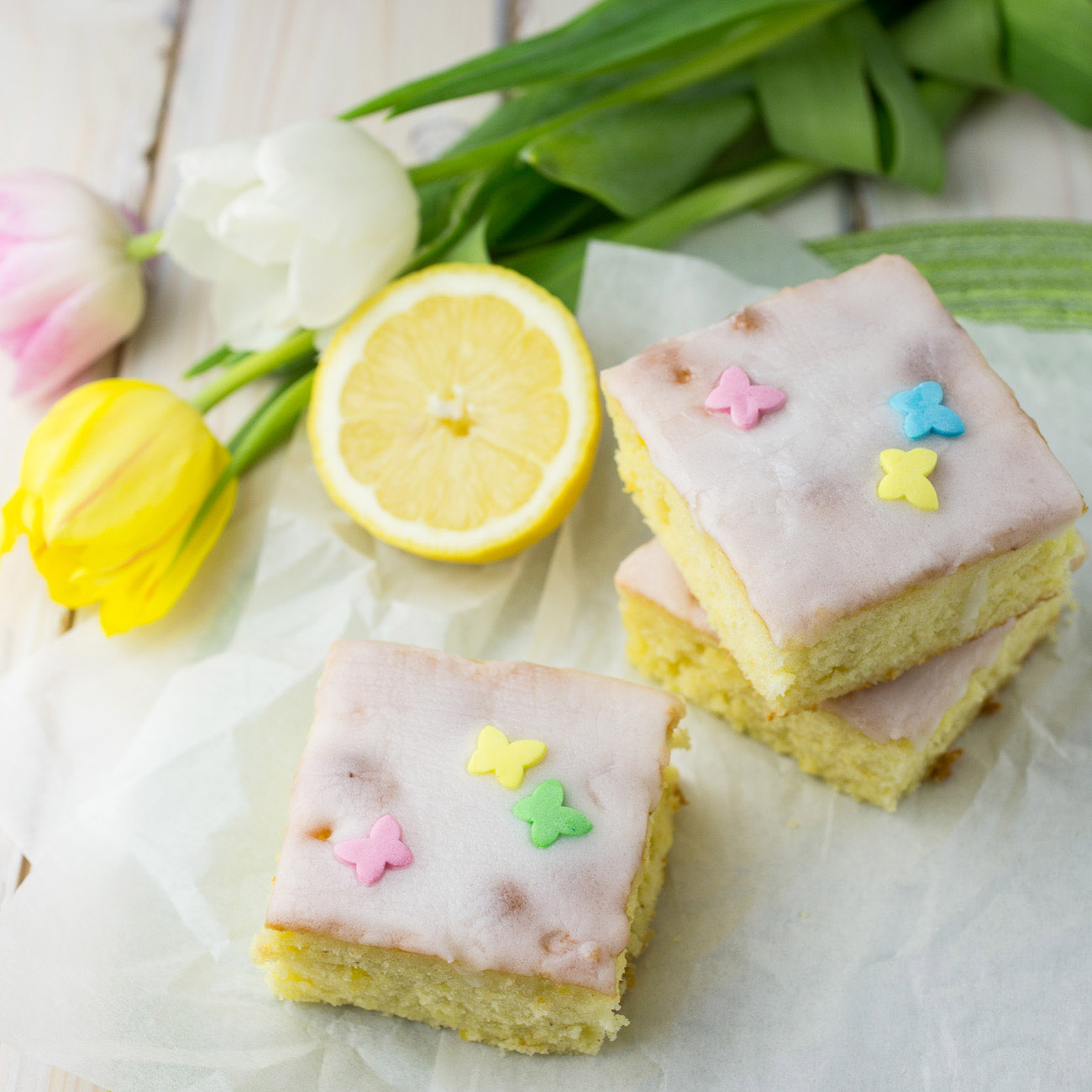 Lemon Drizzle Cake Bars The Girl Loves To Eat